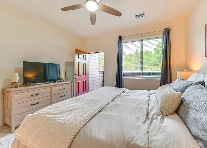 2 Mi To Dtwn & Nau: W/ Patio! * Flagstaff