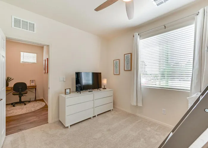2 Mi To Dtwn & Nau: W/ Patio! Holiday home Flagstaff