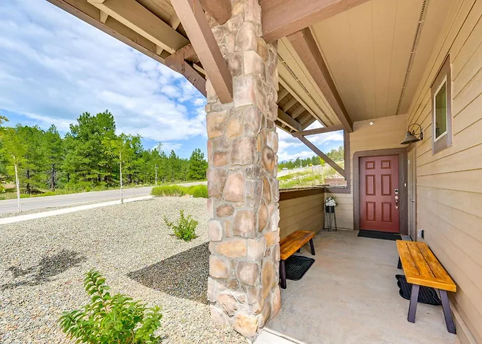 2 Mi To Dtwn & Nau: W/ Patio!